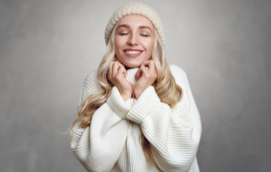 Jak dbać o włosy zimą? 6 praktycznych porad, które warto zastosować.